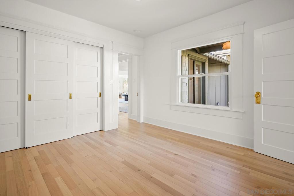 Mission Hills - Residential