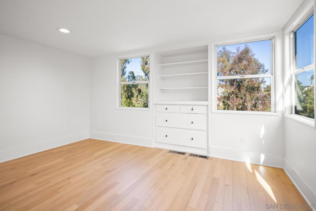 Mission Hills - Residential