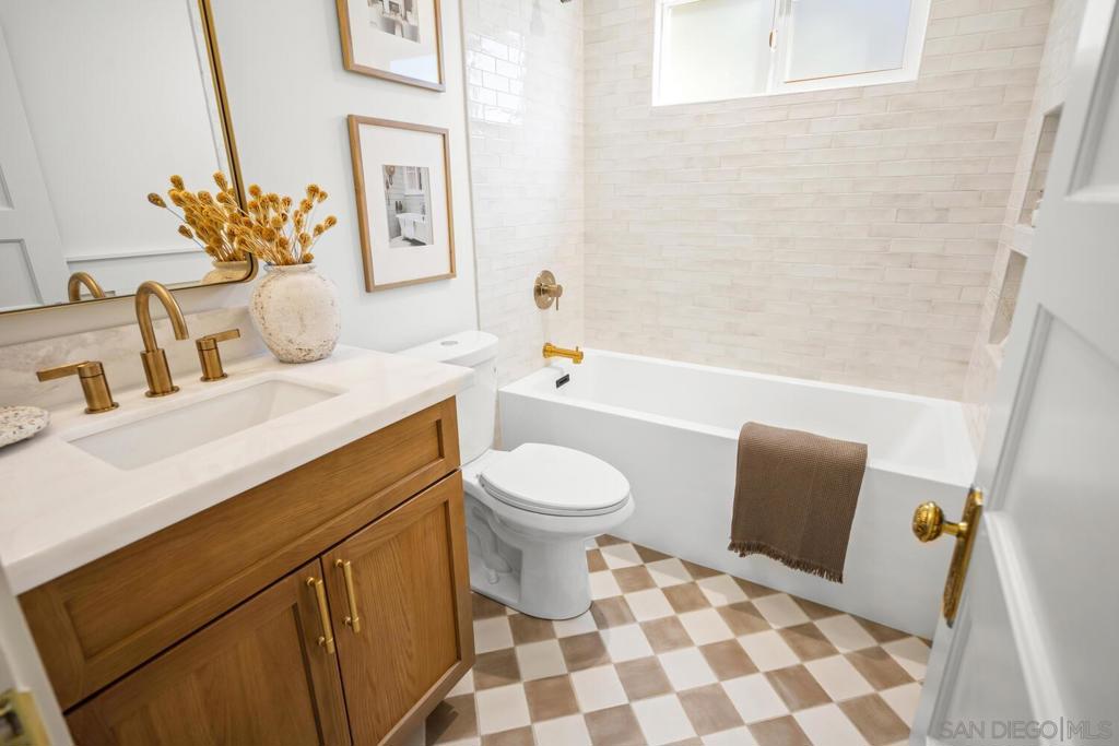 Mission Hills - Residential