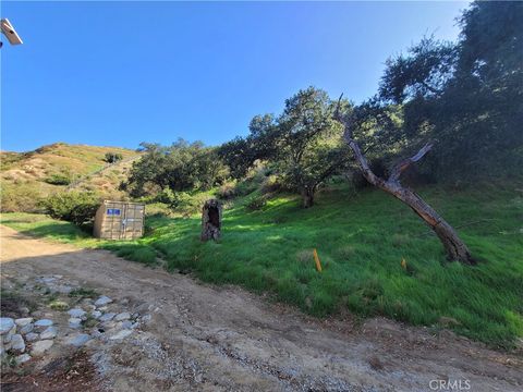 Photo of 0 North Trail, Sylmar, CA 91342 (MLS # SR23176546)