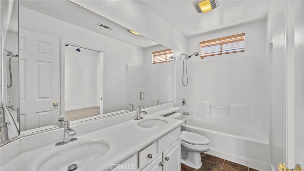 Venturanza Del Verde (VDV) - Residential Lease