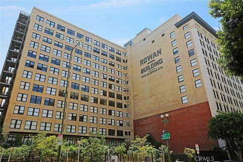 Photo of 460 S Spring Street #802, Los Angeles, CA 90013 (MLS # IV26077892)