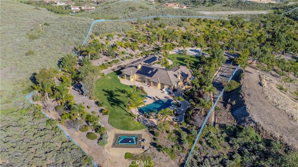 Photo of 5105 VIA EL CERRO, Thousand Oaks, CA 91320 (MLS # GD26020903)