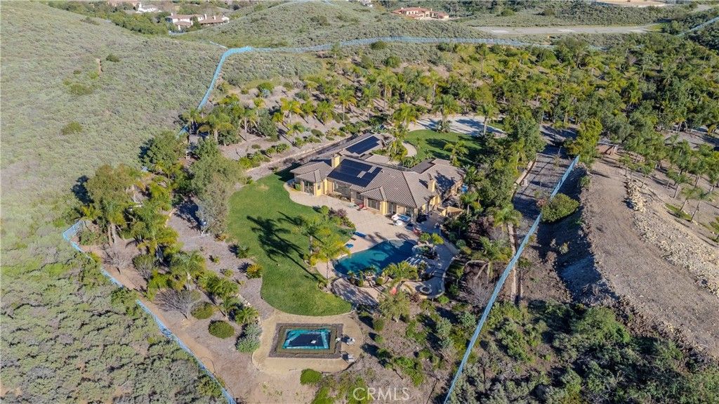 Photo of 5105 VIA EL CERRO, Thousand Oaks, CA 91320 (MLS # GD26020903)