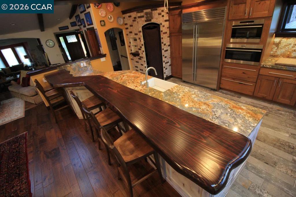 321 321 Livorna Heights Rd