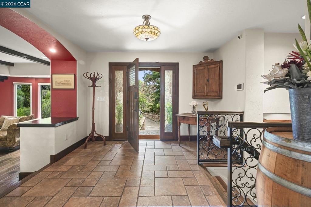 321 Livorna Heights Rd