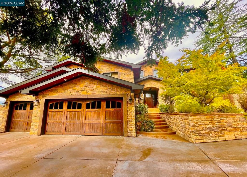 Photo of 321 321 Livorna Heights Rd Rd, Alamo, CA 94507 (MLS # 41125612)