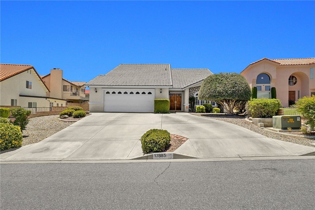 17885 Vista Point
