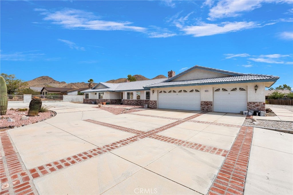 19311 Roanoke Road