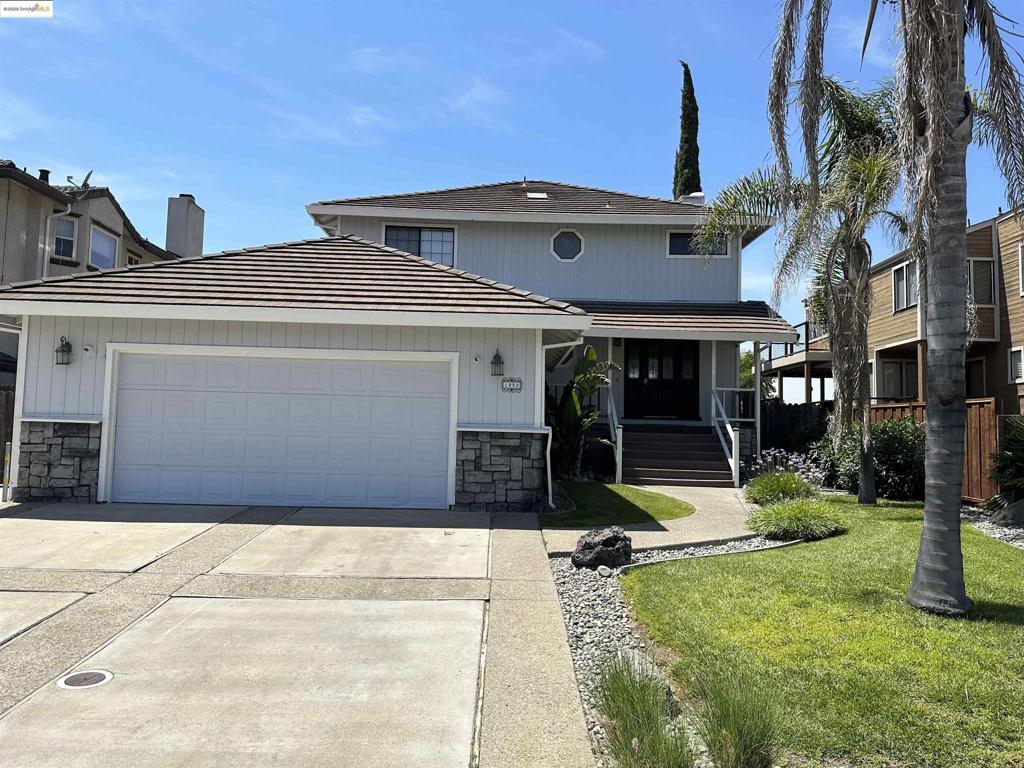 RARE DISCOVERY BAY DEEP WATER RENTAL! LIVE ON MARINA BAY! MINUTES TO FAST WATER! EXPANSIVE WATER & MOUNT DIABLO VIEWS! DOUBLE-U DOCK, LARGE DECK AND DOCK FACILITY! IDEAL SPA IN DECK! GRAND MASTER SUITE WITH TUB AND SHOWER! LARGE ENTERTAINMENT ROOM WITH KITCHEN AND BAR OVERLOOKING LIVING ROOM! THIS IS DISCOVERY BAY WATERFRONT LIVING AT ITS BEST.