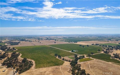 Tiny photo for 1600 Adobe Road, Paso Robles, CA 93446 (MLS # NS24199161)