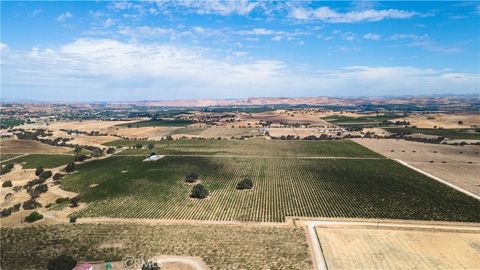 Tiny photo for 1600 Adobe Road, Paso Robles, CA 93446 (MLS # NS24199161)