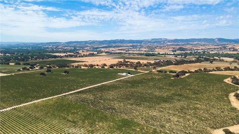 Tiny photo for 1600 Adobe Road, Paso Robles, CA 93446 (MLS # NS24199161)