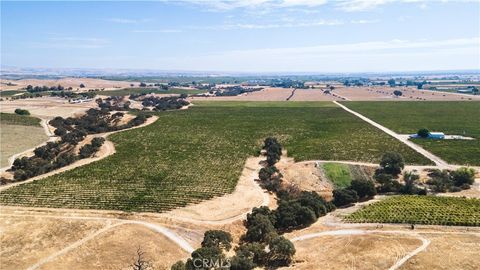Tiny photo for 1600 Adobe Road, Paso Robles, CA 93446 (MLS # NS24199161)