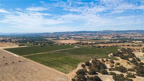 Tiny photo for 1600 Adobe Road, Paso Robles, CA 93446 (MLS # NS24199161)
