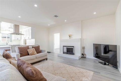 Photo of 6216 Oak Ave, Temple City, CA 91780 (MLS # AR26022384)