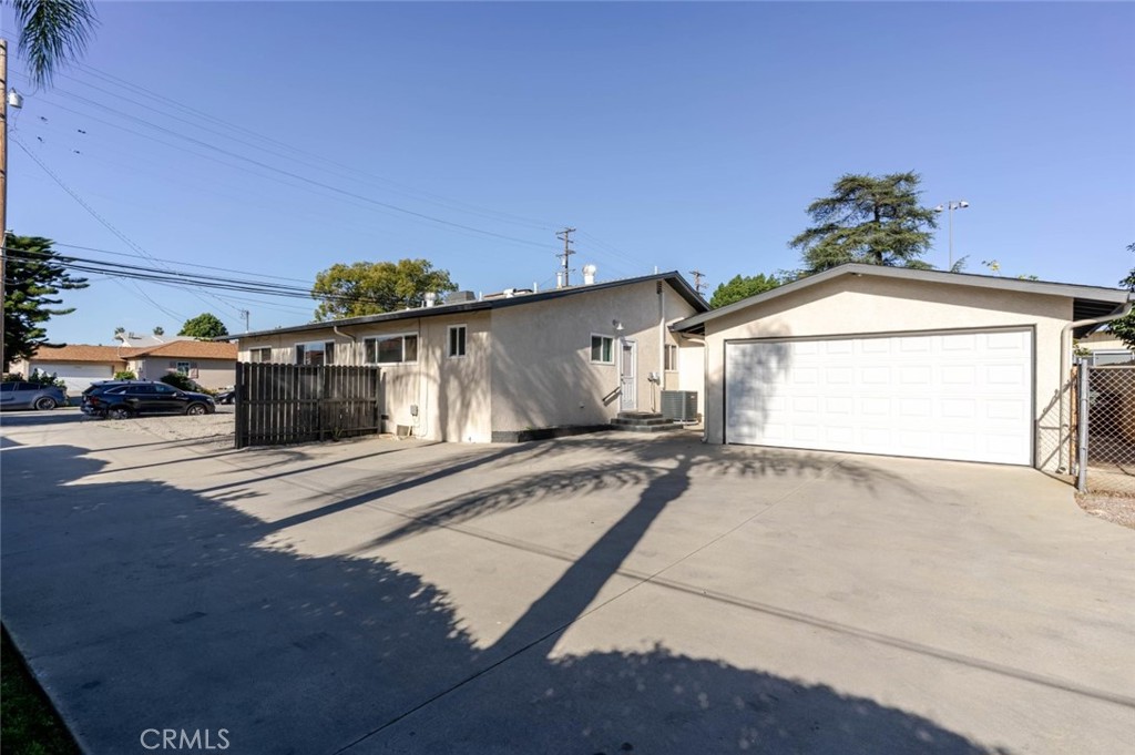 6216 Oak