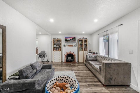 Tiny photo for 1155 Richmond Road, Santa Paula, CA 93060 (MLS # V1-37148)