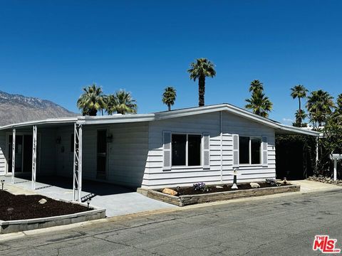 Photo of 8 Calle Abajo, Palm Springs, CA 92264 (MLS # 26728447)