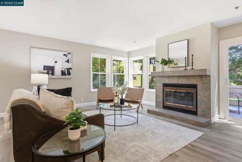 Photo of 3279 Mt Diablo Ct, Lafayette, CA 94549 (MLS # 41145844)