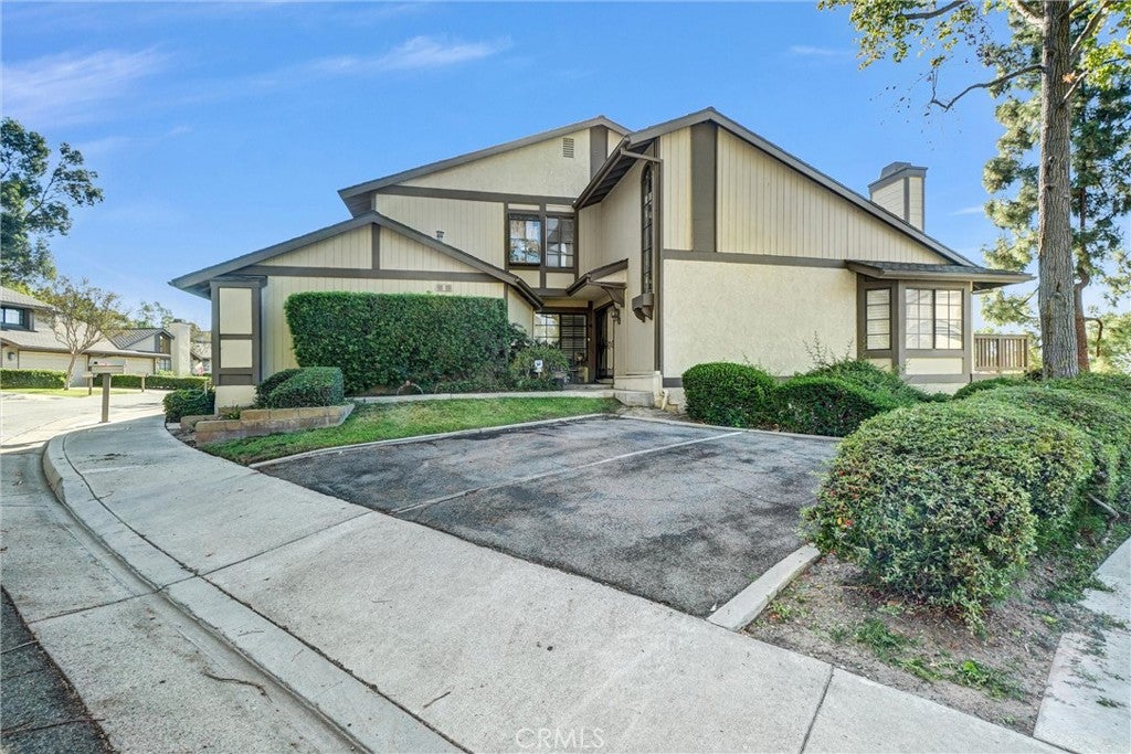 2445 Applewood Circle