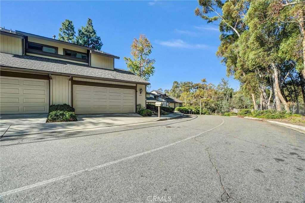 2445 Applewood Circle