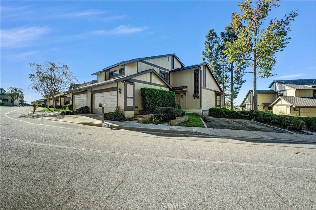 2445 Applewood Circle
