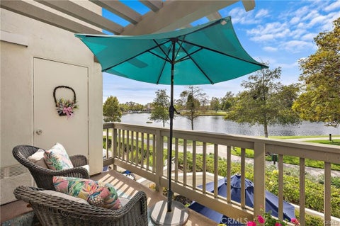 Photo of 13 Brisa Del Lago, Rancho Santa Margarita, CA 92688 (MLS # OC26155848)