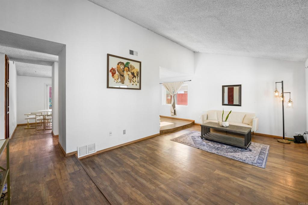 1793 Thelborn Way