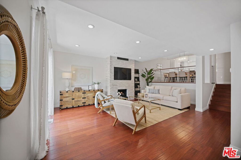 4764 La Villa Marina A