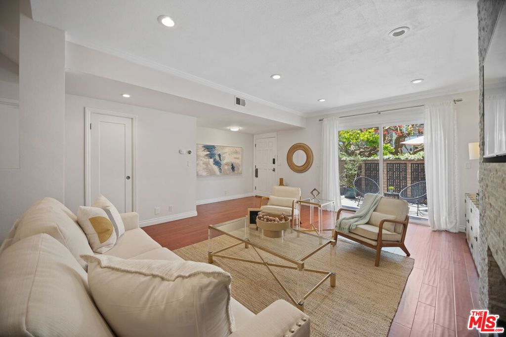 4764 La Villa Marina A