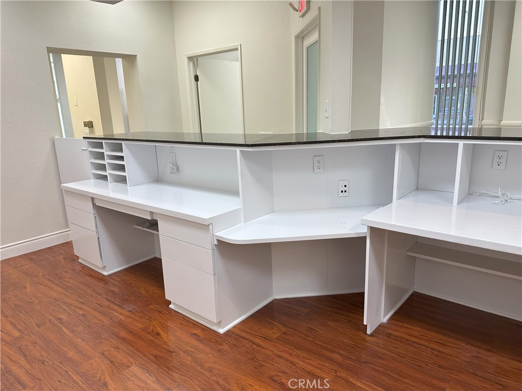 Properties 4 555 W Las Tunas Drive