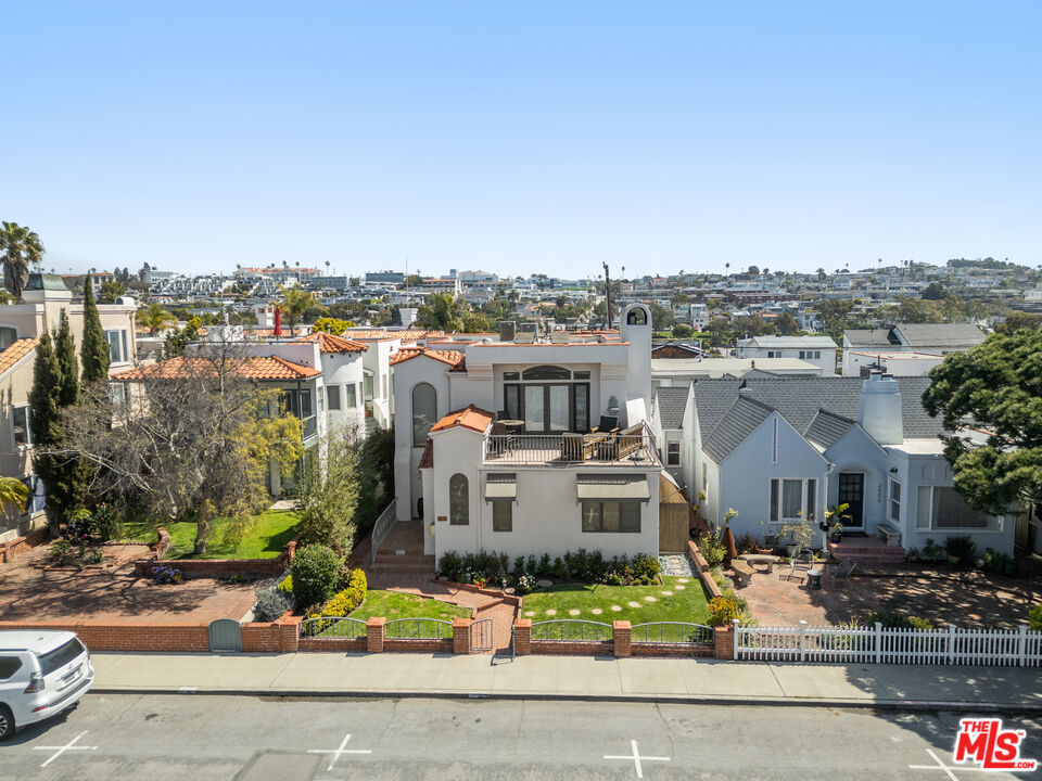 2010 Monterey Boulevard