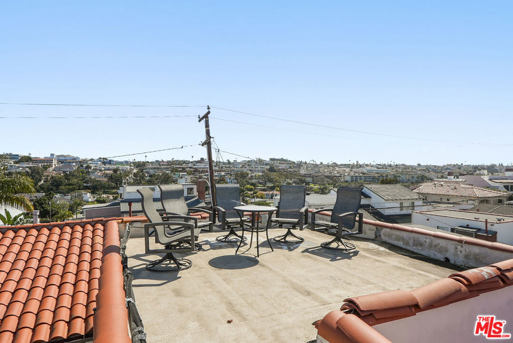 2010 Monterey Boulevard
