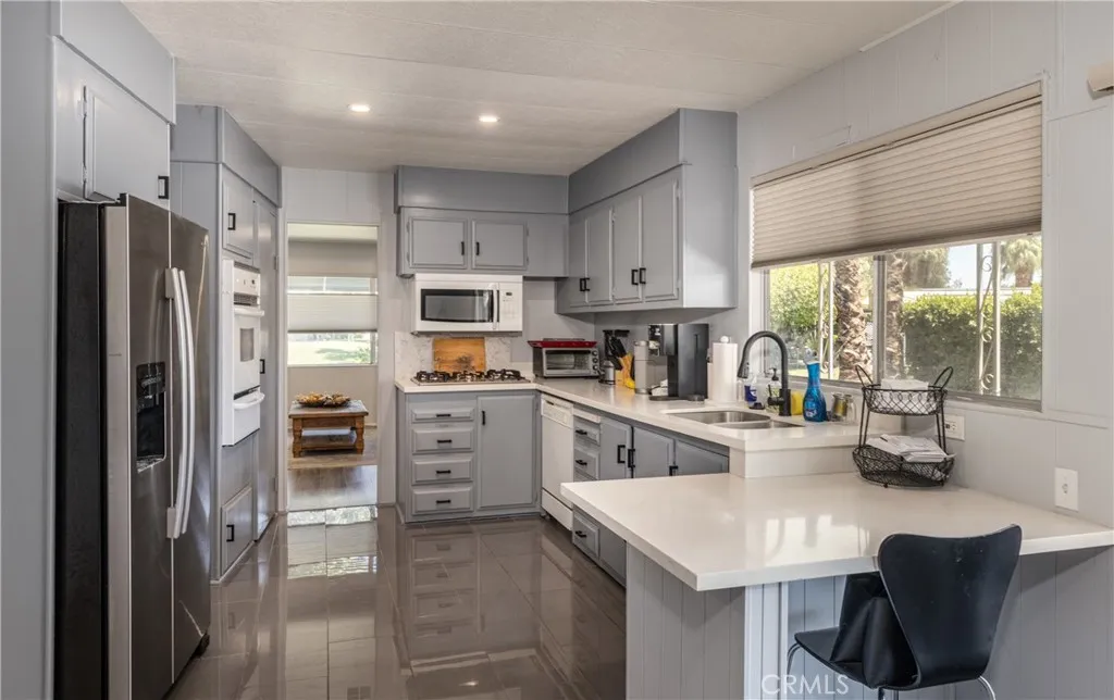 Cathedral City, California 92234, United States, 2 Bedrooms Bedrooms, ,2 BathroomsBathrooms,Residential,Active,124109