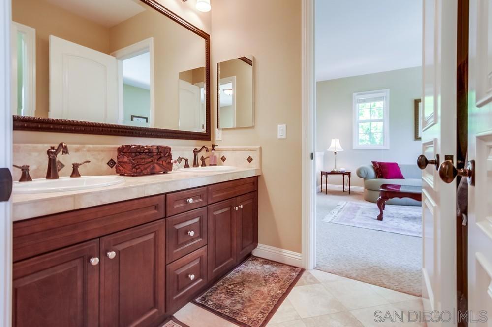 Rancho Bernardo - Residential Lease