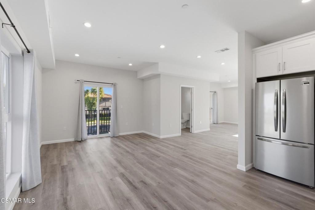 Simi Valley, California, 93065, United States, 18 Bedrooms Bedrooms, ,18 BathroomsBathrooms,Residential,Active,2041489