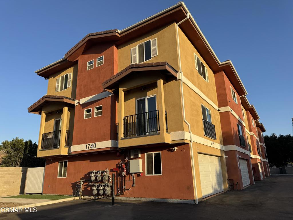 Simi Valley, California, 93065, United States, 18 Bedrooms Bedrooms, ,18 BathroomsBathrooms,Residential,Active,2041489