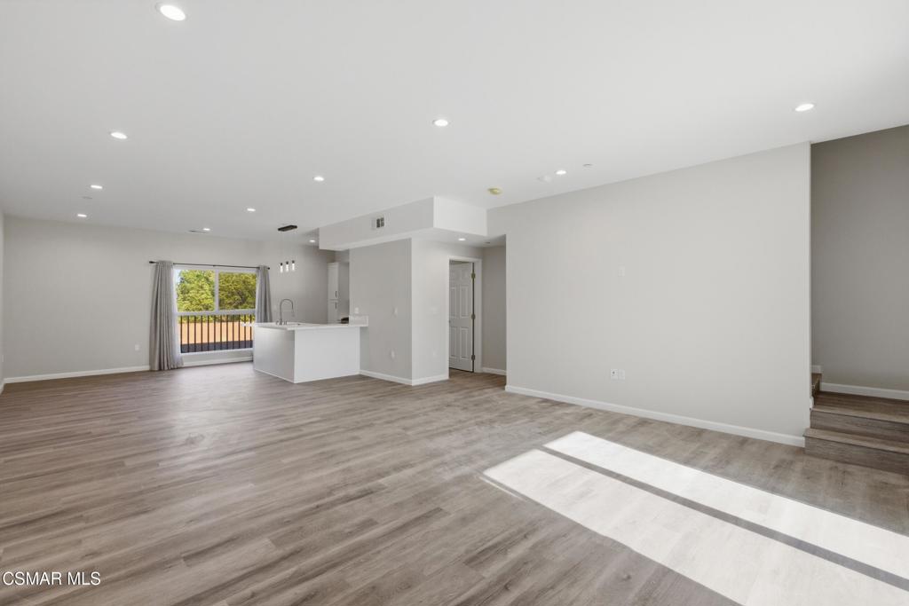 Simi Valley, California, 93065, United States, 18 Bedrooms Bedrooms, ,18 BathroomsBathrooms,Residential,Active,2041489