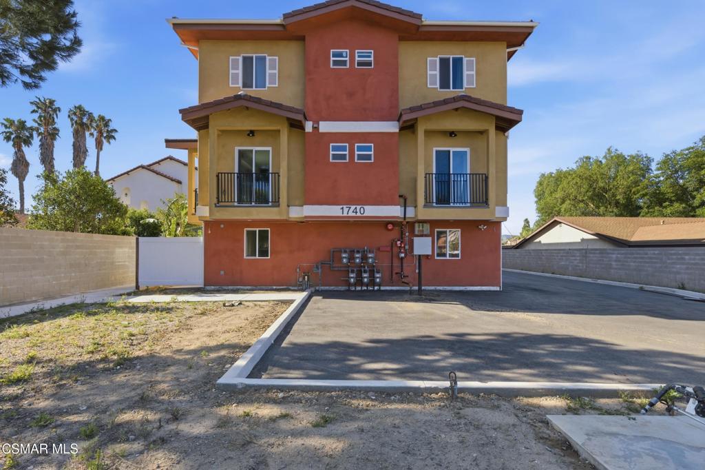 Simi Valley, California, 93065, United States, 18 Bedrooms Bedrooms, ,18 BathroomsBathrooms,Residential,Active,2041489
