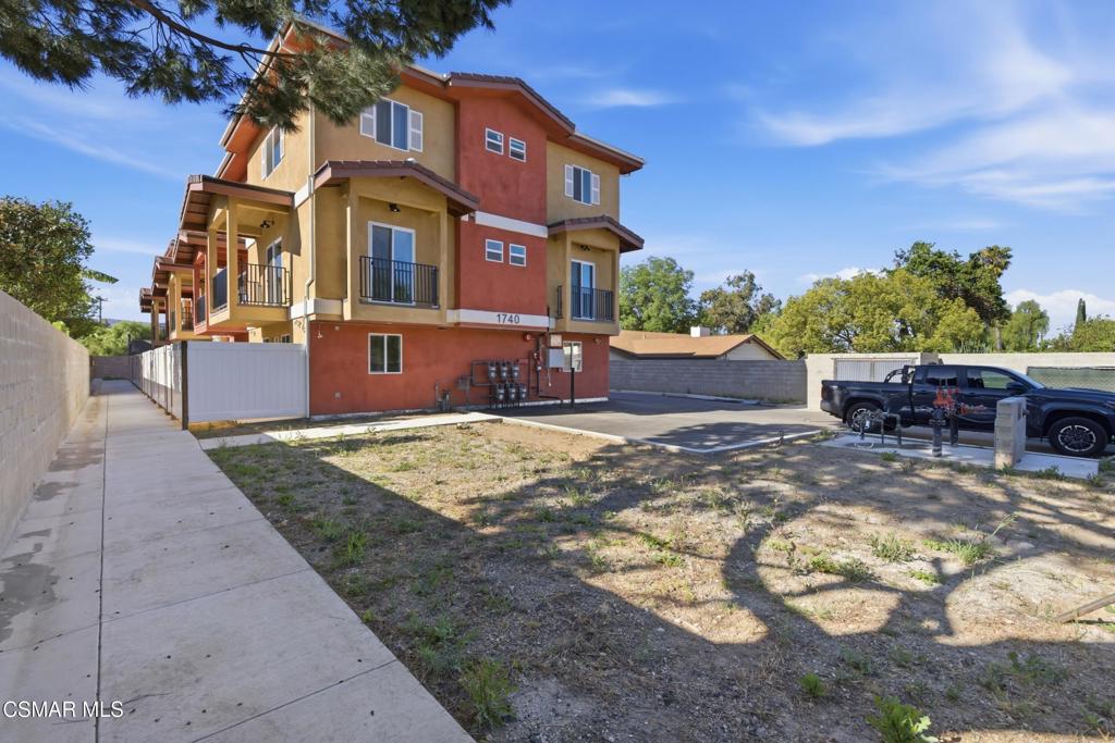 Simi Valley, California, 93065, United States, 18 Bedrooms Bedrooms, ,18 BathroomsBathrooms,Residential,Active,2041489