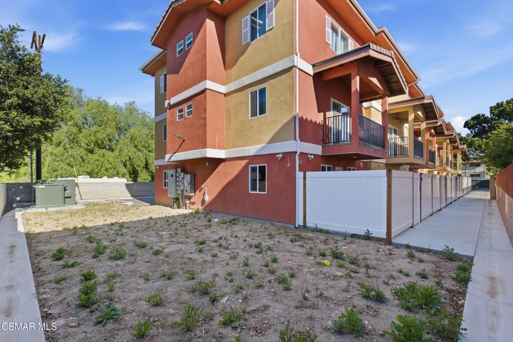 Simi Valley, California, 93065, United States, 18 Bedrooms Bedrooms, ,18 BathroomsBathrooms,Residential,Active,2041489