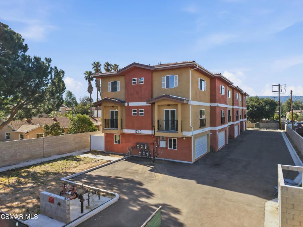 Simi Valley, California, 93065, United States, 18 Bedrooms Bedrooms, ,18 BathroomsBathrooms,Residential,Active,2041489