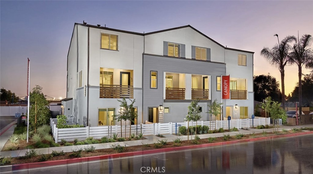 1301 W North Pinecrest Paseo