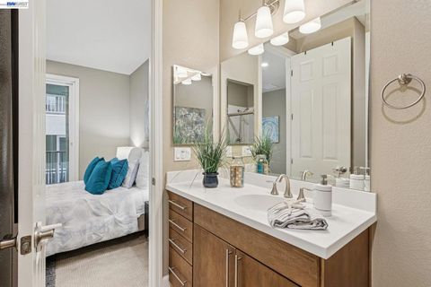 Tiny photo for 4022 4022 Windsor Way Way, Dublin, CA 94568 (MLS # 41126335)