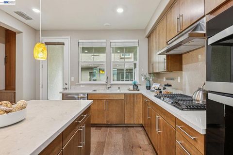 Tiny photo for 4022 4022 Windsor Way Way, Dublin, CA 94568 (MLS # 41126335)