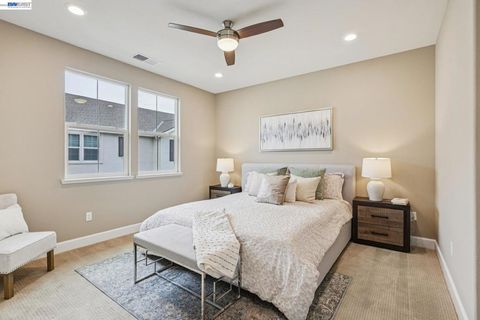 Tiny photo for 4022 4022 Windsor Way Way, Dublin, CA 94568 (MLS # 41126335)