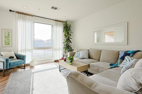 3887 Pell Place 229 San Diego CA 92130