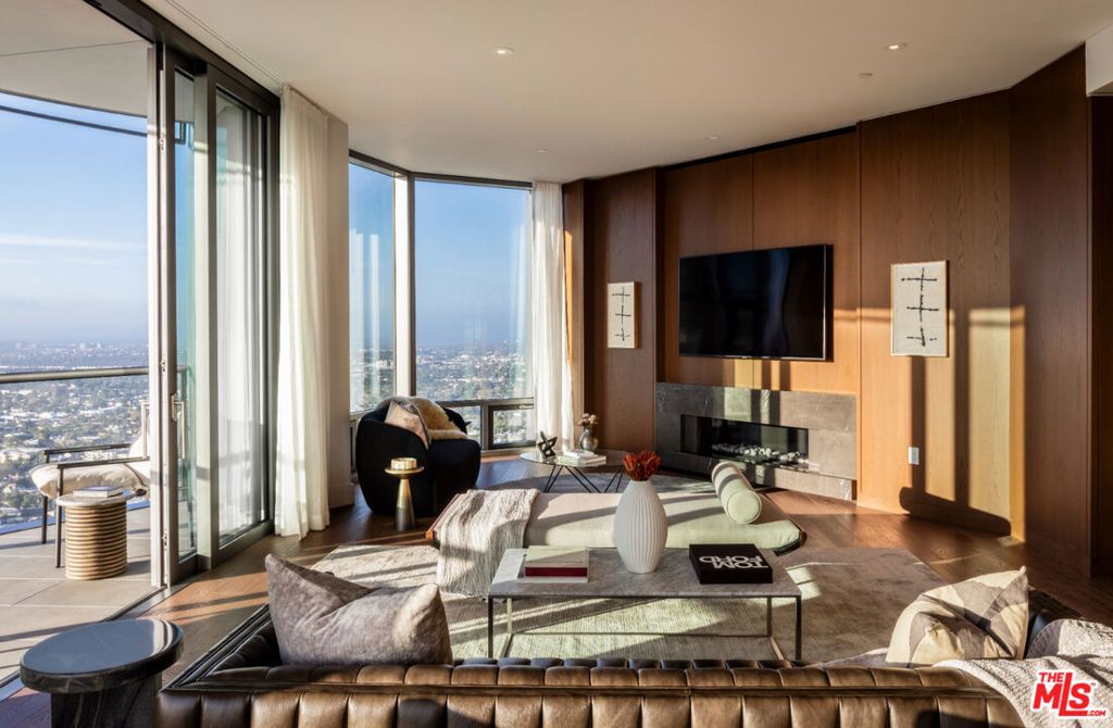 Photo of 211 W Elm Court #29A, Los Angeles, CA 90067 (MLS # 25591123)
