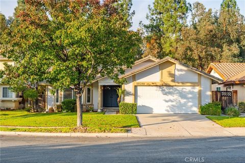 Photo of 11540 Mammoth Peak Court, Rancho Cucamonga, CA 91737 (MLS # WS25258215)